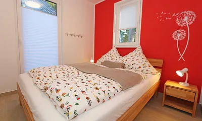 1. Schlafzimmer mit Doppelbett