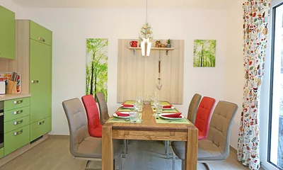 Esstisch für gemeinsames Essen