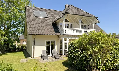 Haus Rügenwind mit 5 Ferienwohnungen