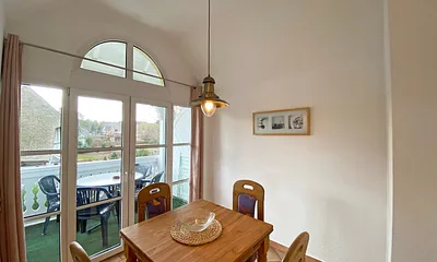 Esstisch für gemeinsames Essen