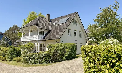 Haus Rügenwind - ruhig im Altteil von Baabe gelegen