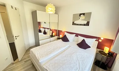 Villa Wilhelmine WE 04 Schlafzimmer mit Kleiderschrank