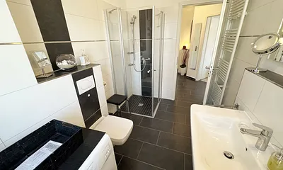 Villa Wilhelmine WE 04 Duschbad