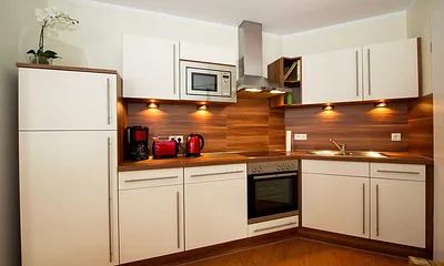 Küchenzeile voll ausgestattet