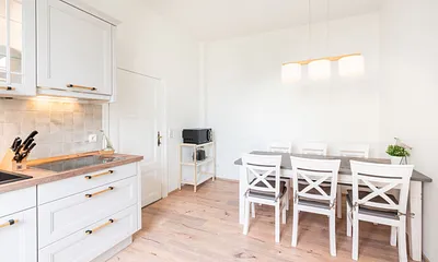 Küche mit Essbereich