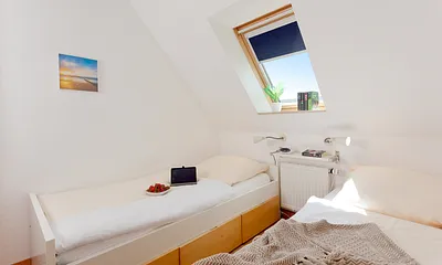 Schlafzimmer  Nummer 3 mit 2 Einzelbetten 