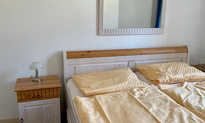 Grosses Schlafzimmer