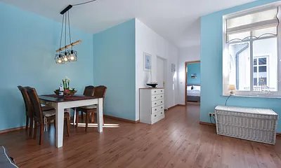 Wohnbereich mit separaten Esstisch