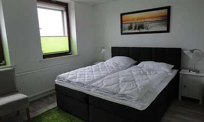Schlafzimmer (im stehen Blick auf die Ostsee)