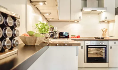 Küche mit Markengeräten Bosch / Siemens