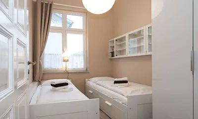 2. Schlafzimmer