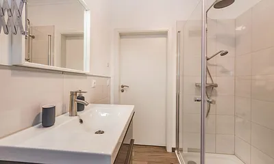 Badezimmer 2