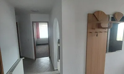 Flur und Eingangsbereich