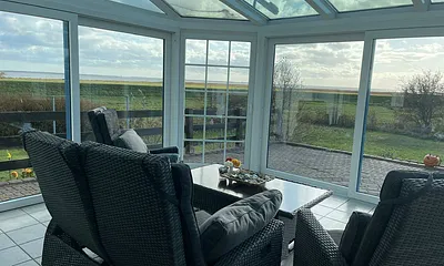 Wintergarten mit Terrasse