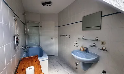 Tageslichbad  mit Badewanne