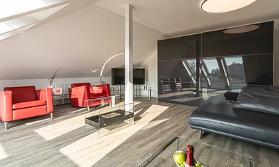 Wohnzimmer mit Schrank