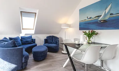 Wohn/Schlafzimmer mit Biokamin