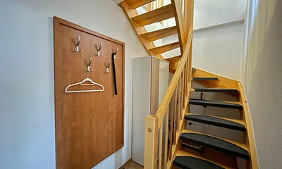 Treppe zum Obergeschoss