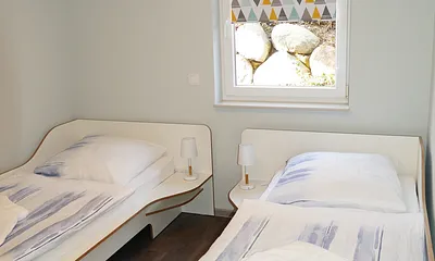 Schlafzimmer 3 mit 2 Einzelbetten 90 x 200 cm