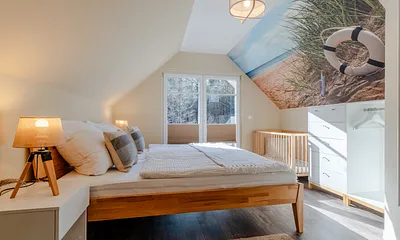 Schlafzimmer 1 mit Doppelbett 180 x 200