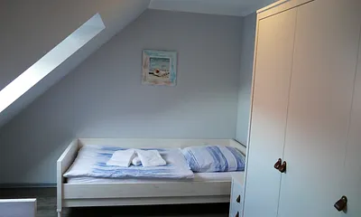 Schlafzimmer 2 mit 2 Einzelbetten 90 x 200 cm