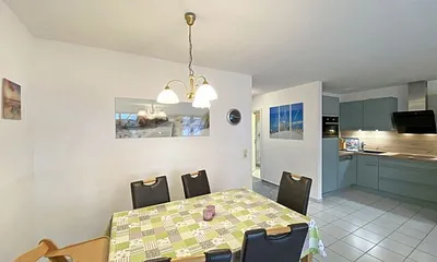 Wohn-/ Essbereich mit Essecke