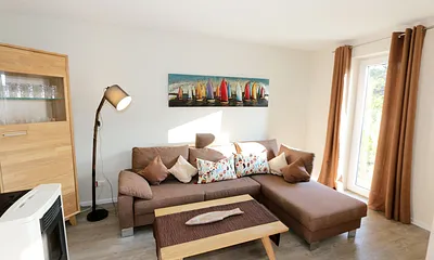 Haus Sterntaucher, 2-Zimmer-Ferienwohnung (Whg. 02 mit Terrasse)