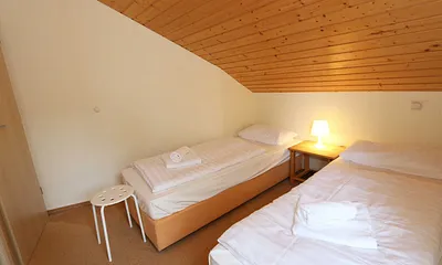 2. Schlafzimmer mit Einzelbetten