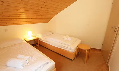 2. Schlafzimmer mit Einzelbetten