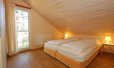 3. Schlafzimmer mit Doppelbett