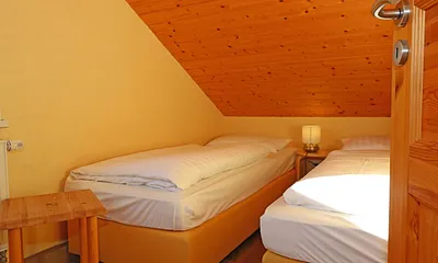 3. Schlafzimmer mit Einzelbetten