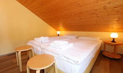 1. Schlafzimmer mit Doppelbett