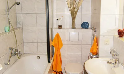 Das freundliche Badezimmer / WC