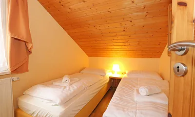 3. Schlafzimmer mit Einzelbetten