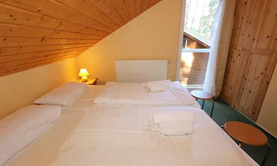 1. Schlazimmer mit Einbauschrank