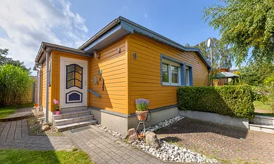 Außenansicht / Eingangsbereich