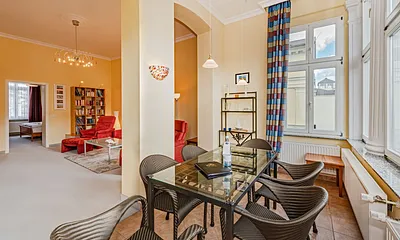 Wohnbereich mit Loggia