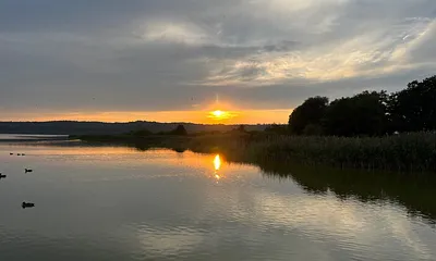 Sonnenuntergang am Schmachter See