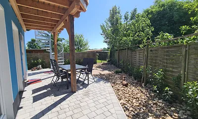 Aussenansicht mit Terrasse