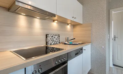 ... Geschirrspüler, Mikrowelle etc.