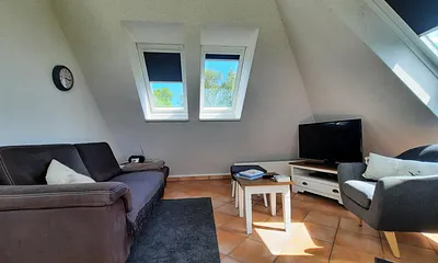 Ostsee-Landhaus (3km zum Strand), 3-Zimmer-Ferienwohnung (Sonnenblume)
