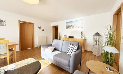 gemütlicher Wohnbereich mit Couch