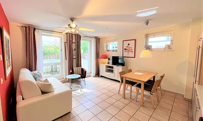 Wohnbereich mit Küche