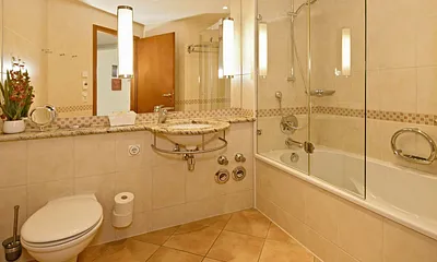 Das große Badezimmer