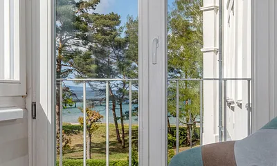 Ihr seitlicher Meerblick mit Seebrücke ...