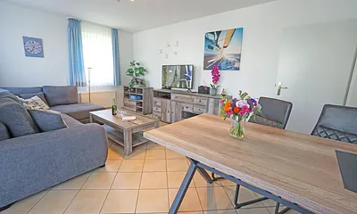 Wohnzimmer mit Schlafcouch