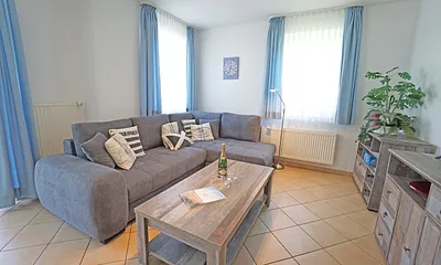 Wohnzimmer mit Schlafcouch