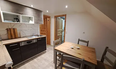 Küche mit Blick von Zimmer 2 aus