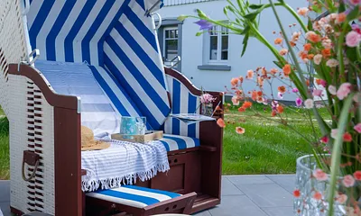 ...und eigenem Strandkorb.