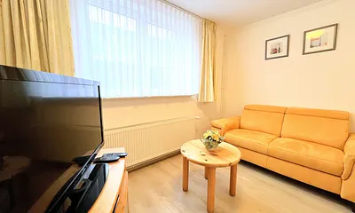 Wohnbereich mit Küche